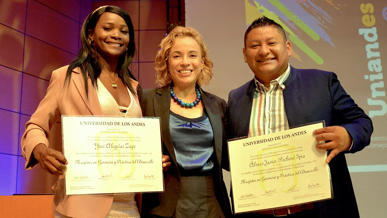 Dos Líderes del Pacífico y el Caribe se gradúan para agenciar áreas estratégicas del desarrollo estratégico